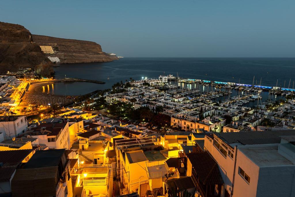 Apartamentos Las Palmeras Puerto De Mogan Luaran gambar